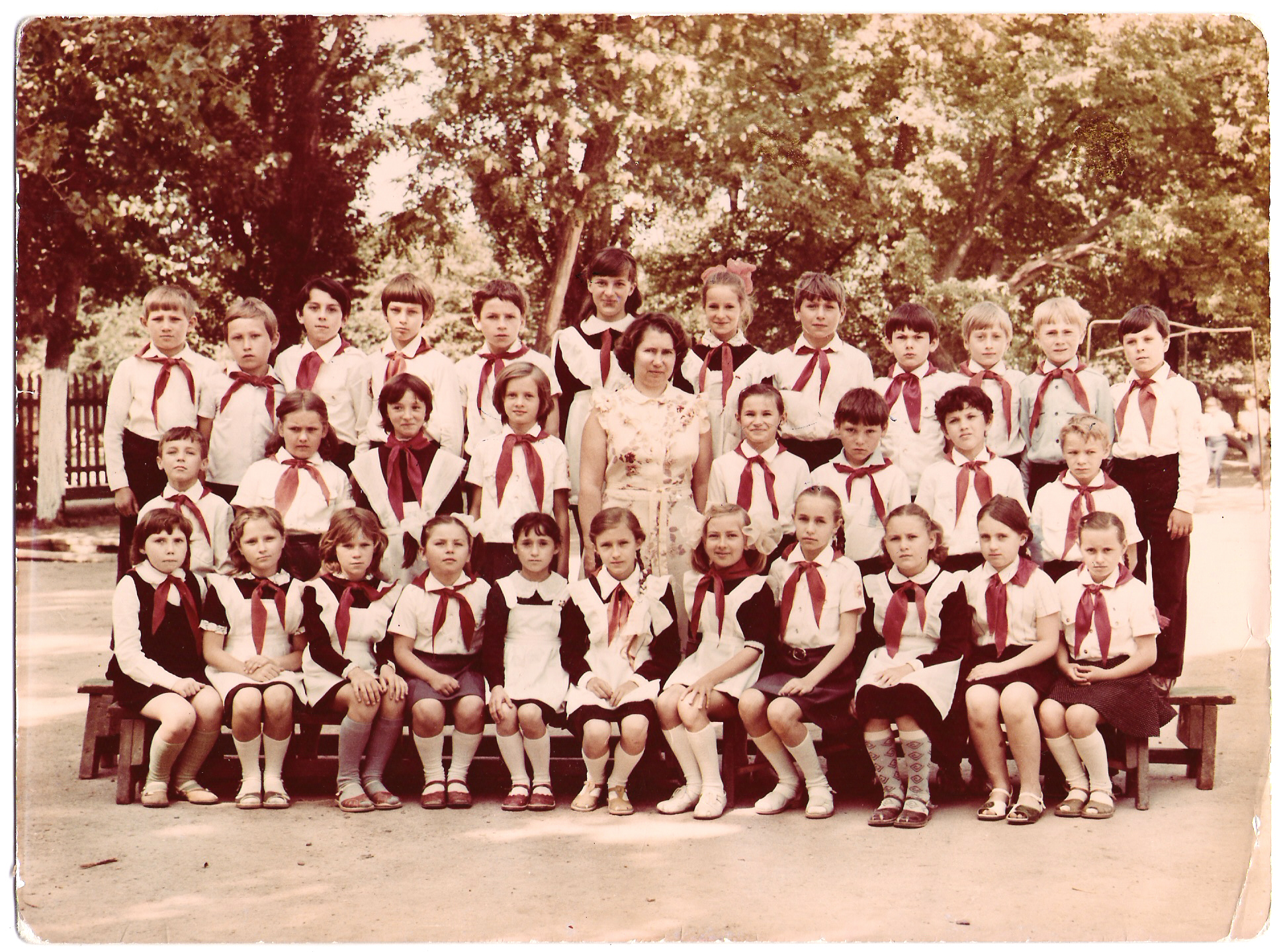 Янгиер 1984 школа 1